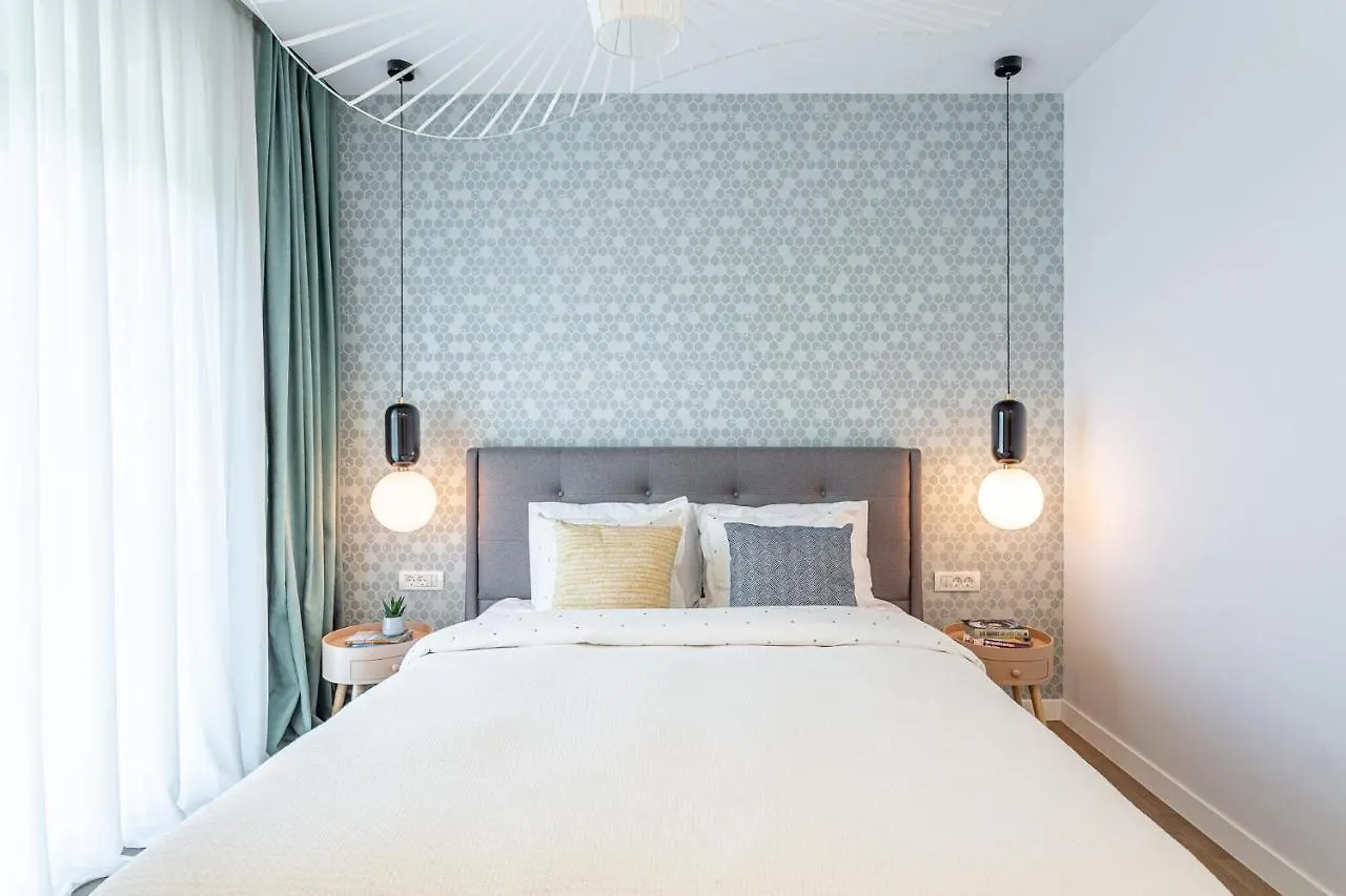Apartment Il Lago - Azur - Cozy Luxurious Smart Home By The Lake Voluntari